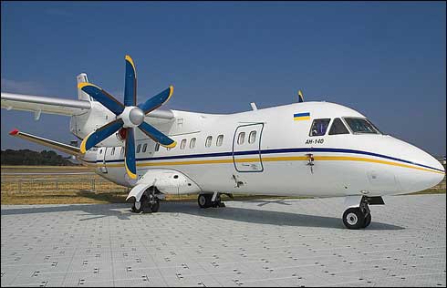 Poza avion Antonov an 140, poza exterior avion, poze cu avioane