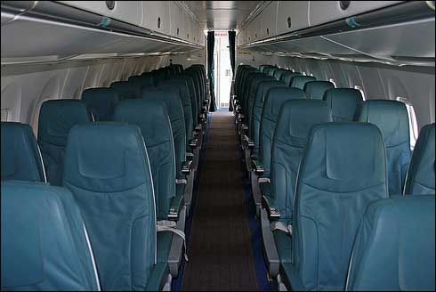 Poza avion Antonov an 140, poza interior avion, poze cu avioane