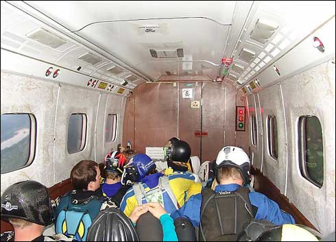 Poza avion Antonov an 28, poza interior avion, poze cu avioane
