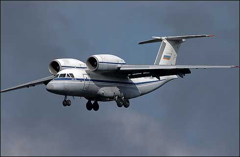 Poza avion Antonov an 72, poza exterior avion, poze cu avioane