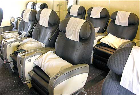 Poza avion Boeing 777 200, poza interior avion, poze cu avioane