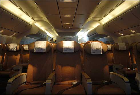 Poza avion Boeing 777 300, poza interior avion, poze cu avioane