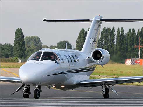 Poza avion Cessna 525, poza exterior avion, poze cu avioane