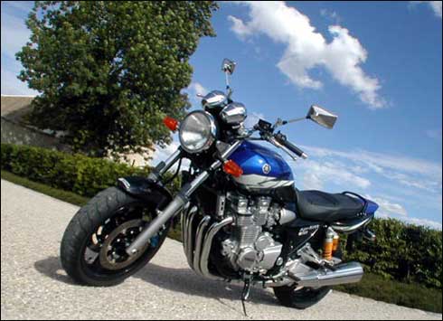 Poza motocicleta Yamaha XJR1300, poze cu motociclete